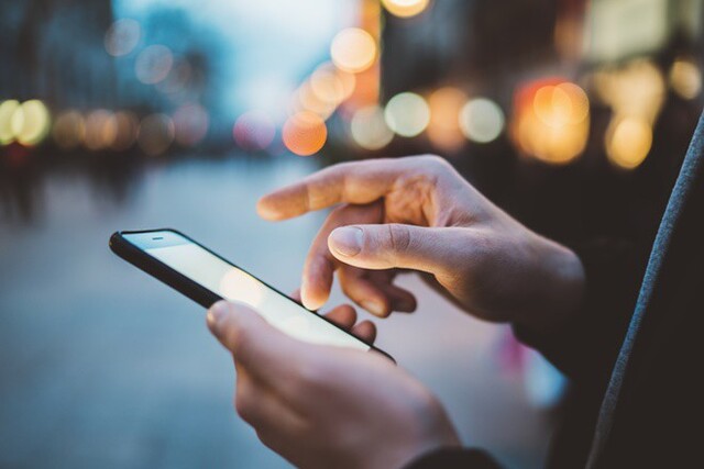 Đóng vai bạn trai của bồ