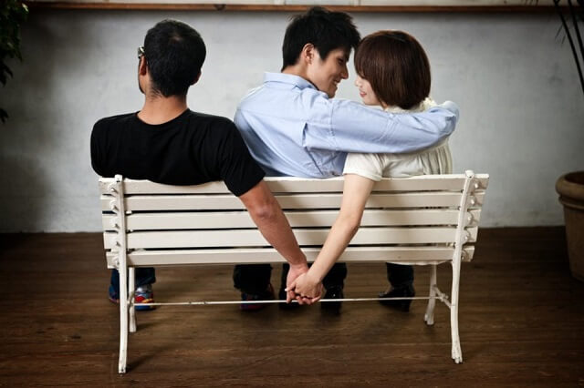 Hậu quả của ngoại tình hình ảnh bản thân bị ảnh hưởng